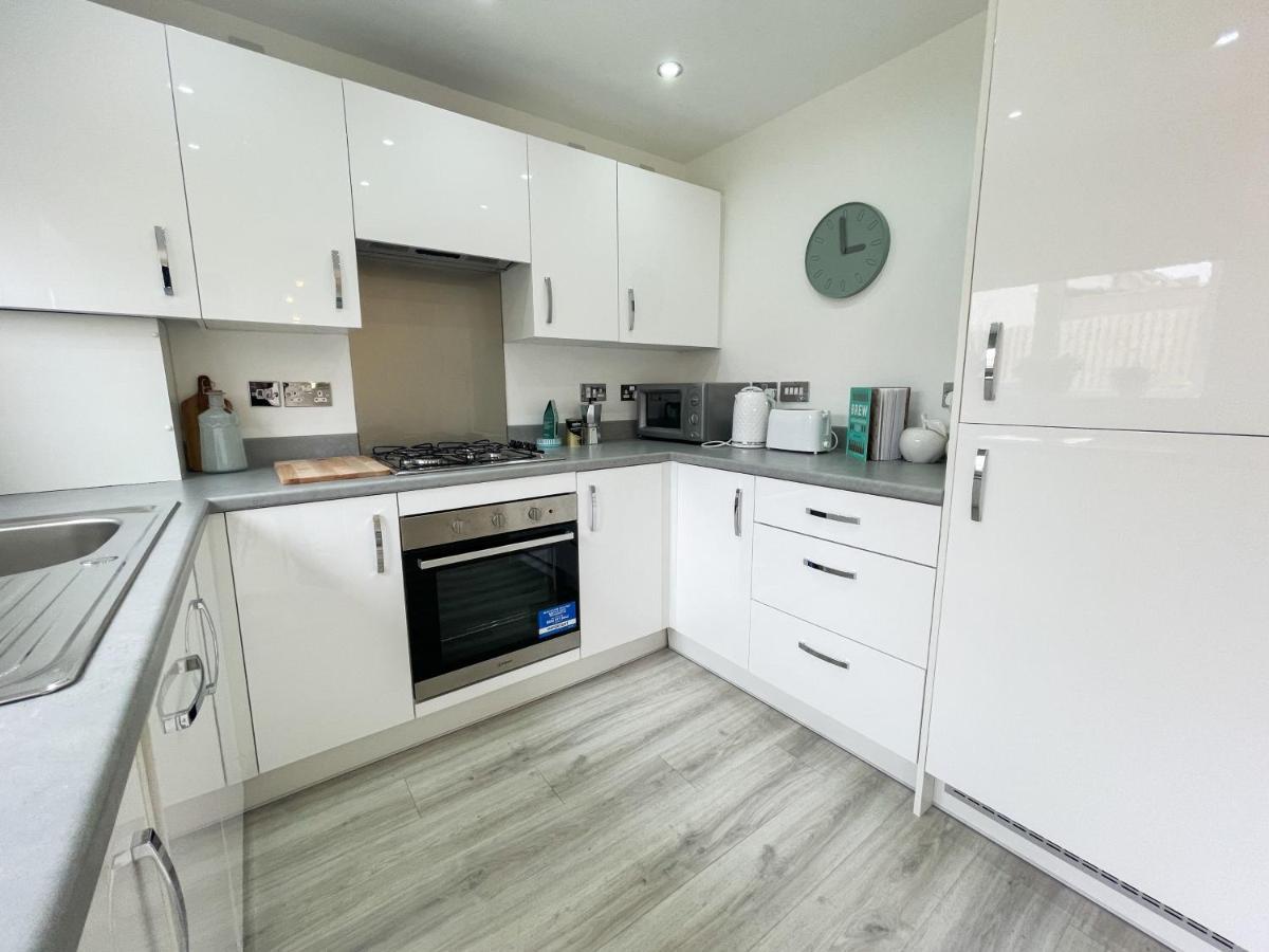 גלאזגו Newly Developed 3 Bedroom Home מראה חיצוני תמונה